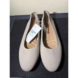 Old Navy Beige Knit Ballet Flats
